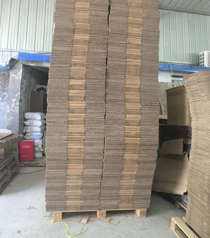 紙箱生産車(che)間